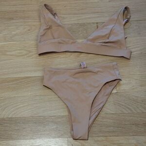 Skims Swim Plunge Bikini Top and MID WAIST BOTTOM In Set NWT